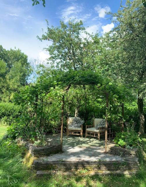 Atelier Onder De Notenboom Appeltern Bagian luar foto
